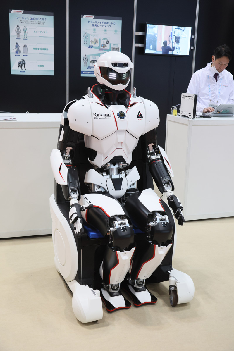 ヒューマノイドロボットRHP Kaleido 9&nbsp; powered by 川崎重工業 会場での様子