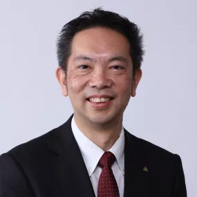 折井 靖光