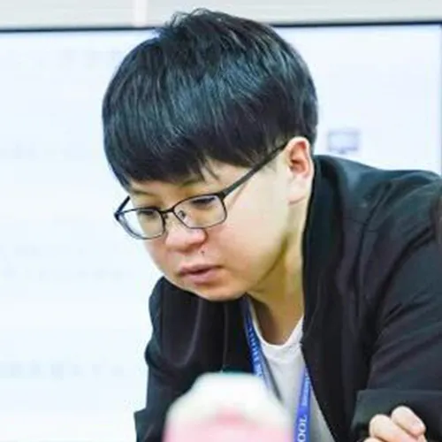 江村 翼