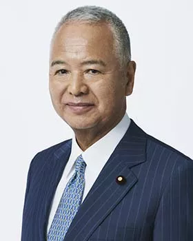 Akira Amari
